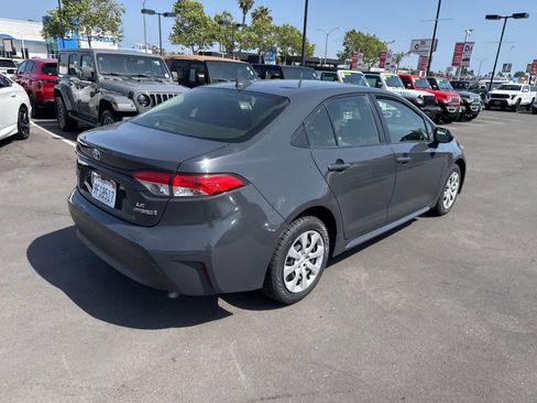 Used 2024 Toyota Corolla LE FWD image 15