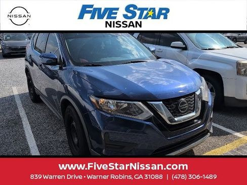 Used 2018 Nissan Rogue S FWD image 1