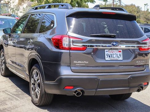 Certified 2025 Subaru Ascent Touring w/ Popular Package #2 AWD/4WD image 6