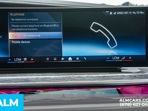 Used 2024 BMW 760i xDrive w/ Premium Package image 39