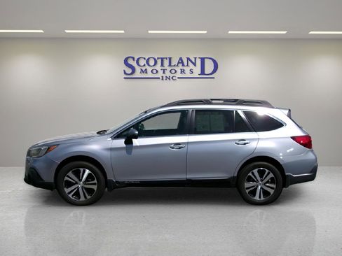 Used 2019 Subaru Outback 2.5i Limited w/ Popular Package #2 image 1