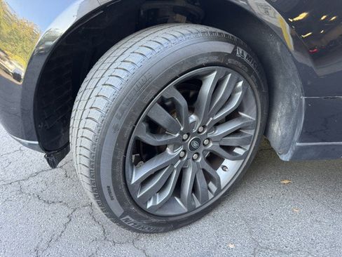 Used 2017 Land Rover Range Rover image 32