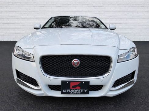 Used 2018 Jaguar XF Portfolio image 2