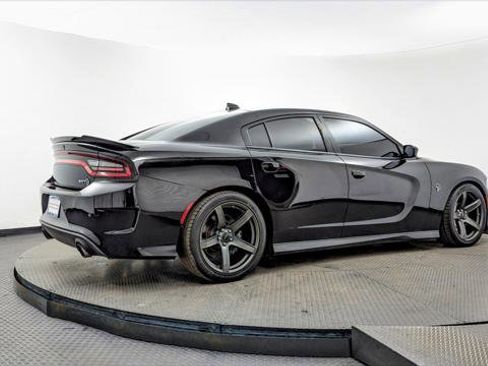 Used 2018 Dodge Charger SRT Hellcat w/ Harman/Kardon Audio Group image 8
