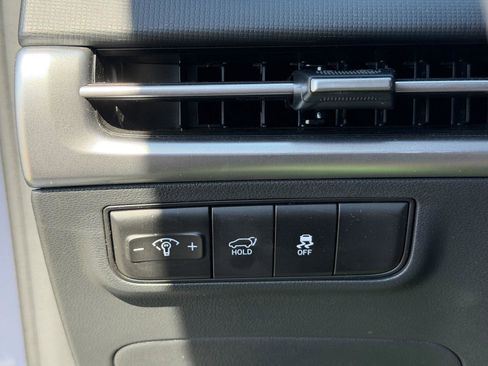 Used 2026 Hyundai Tucson SEL FWD image 16