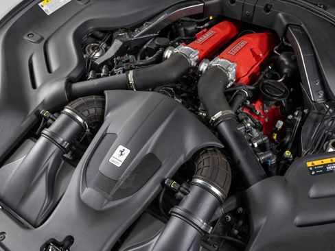 Used 2019 Ferrari Portofino image 48