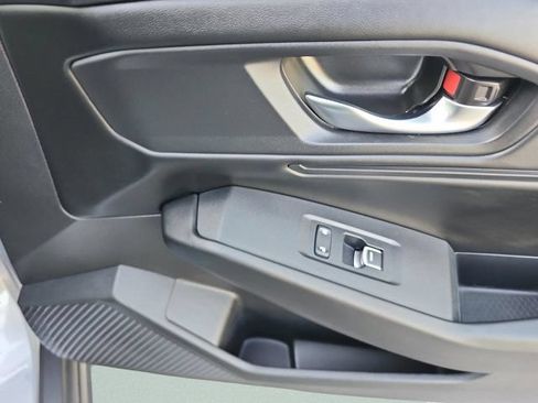 Used 2023 Honda Accord EX image 23
