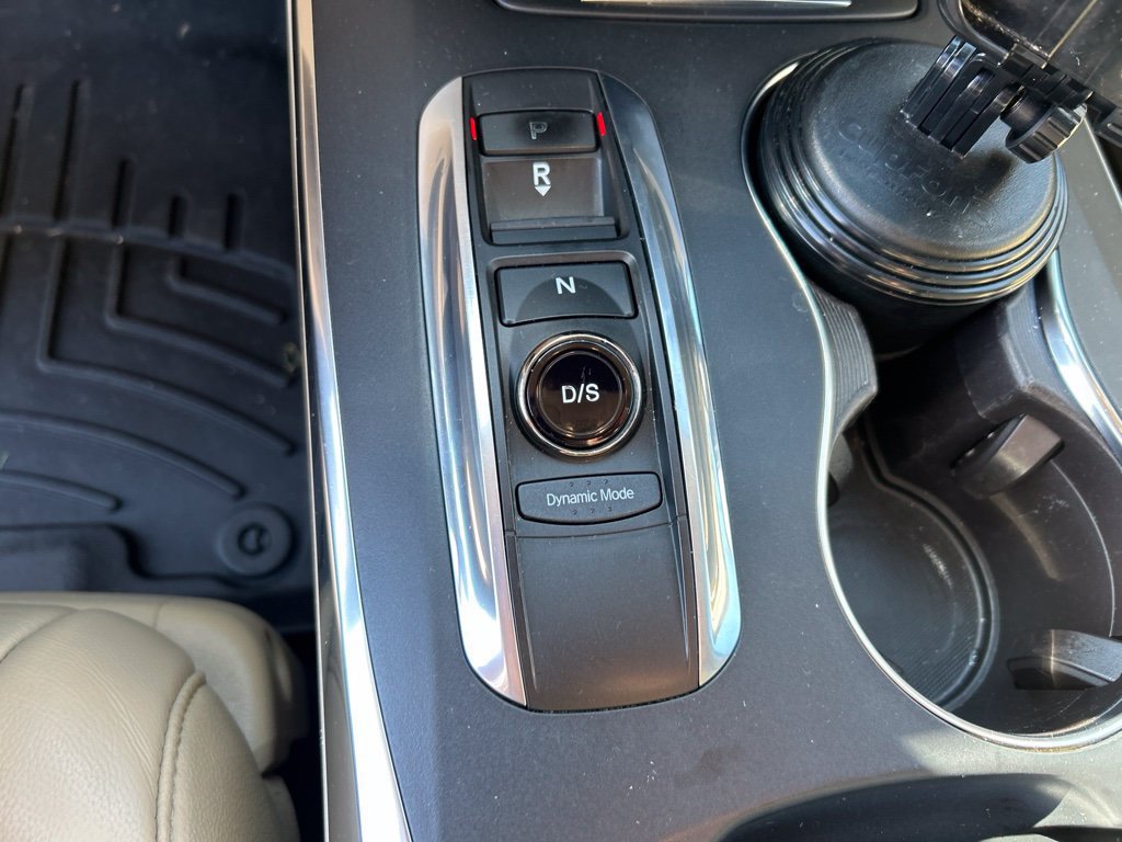 Used 2017 Acura MDX SH-AWD image 13