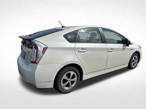 Used 2014 Toyota Prius Three FWD image 5