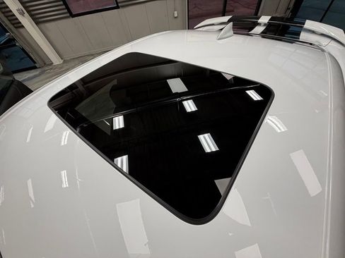 Used 2018 Chevrolet Camaro SS image 9