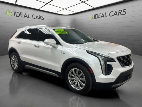 Used 2019 Cadillac XT4 Premium Luxury w/ Cold Weather Package FWD image 3