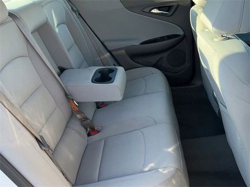 Used 2022 Chevrolet Malibu LT image 16