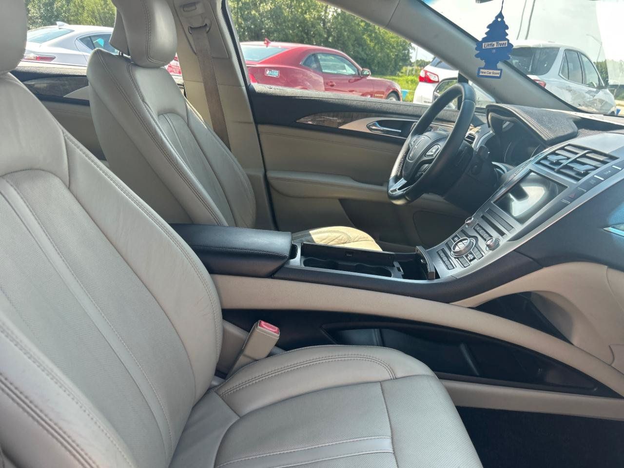 Used 2017 Lincoln MKZ Reserve w/ Climate Package AWD/4WD image 24