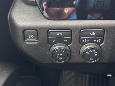 Certified 2023 Chevrolet Silverado 1500 LT AWD/4WD image 26