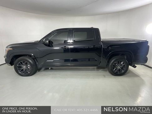 Used 2023 Toyota Tundra Platinum AWD/4WD image 9