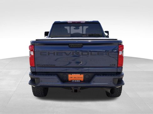 Certified 2022 Chevrolet Silverado 3500 LTZ w/ LTZ Plus Package AWD/4WD image 6