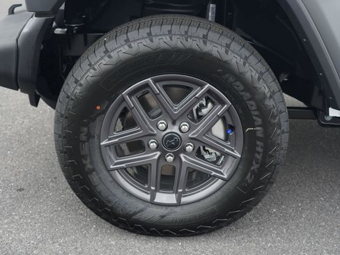 New 2025 Jeep Wrangler Sport S image 24
