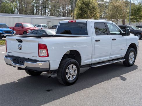 Used 2024 RAM 2500 Big Horn AWD/4WD image 3