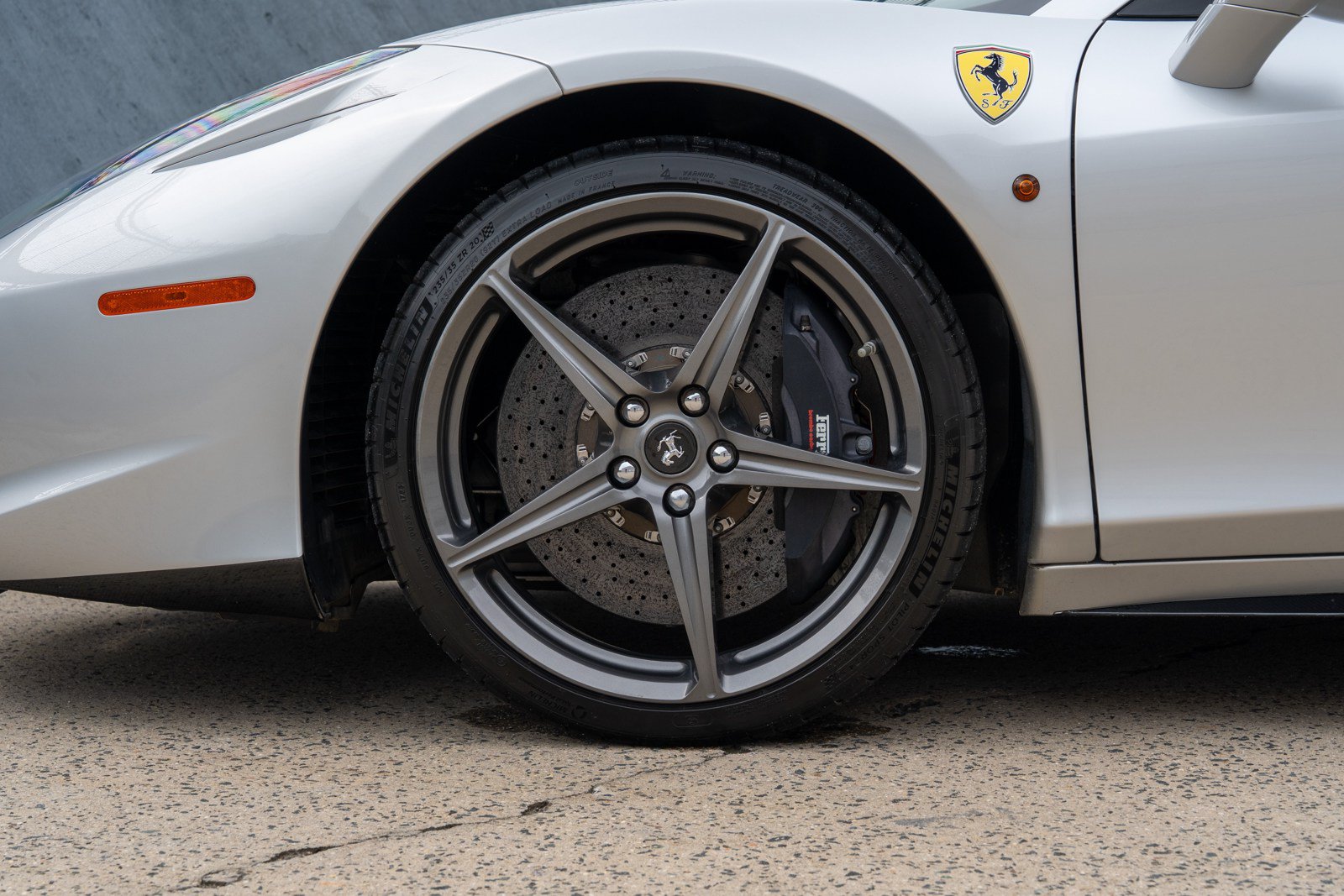 Used 2012 Ferrari 458 Spider RWD image 11