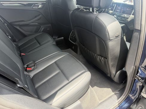 Used 2021 Porsche Macan S AWD/4WD image 26
