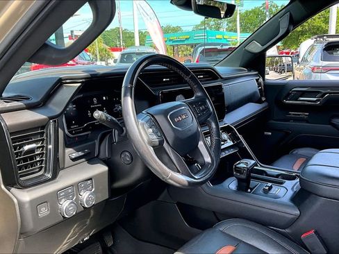 Used 2023 GMC Sierra 1500 AT4 w/ AT4 Premium Package AWD/4WD image 18
