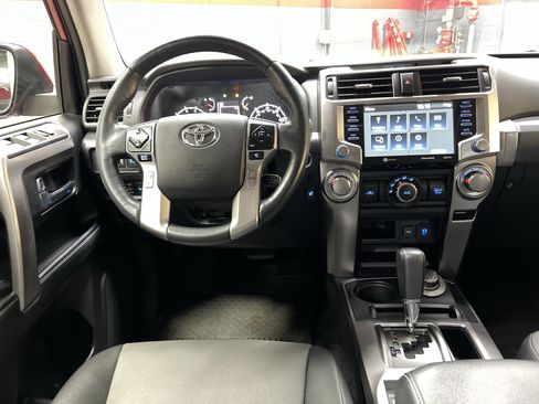 Used 2024 Toyota 4Runner SR5 Premium w/ Moonroof Package image 29