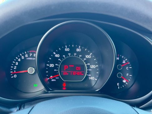 Used 2015 Kia Soul + image 26