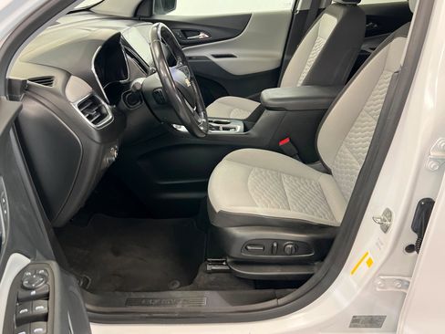 Used 2020 Chevrolet Equinox LT AWD/4WD image 18