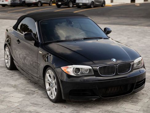 Used 2012 BMW 135i Convertible RWD image 2