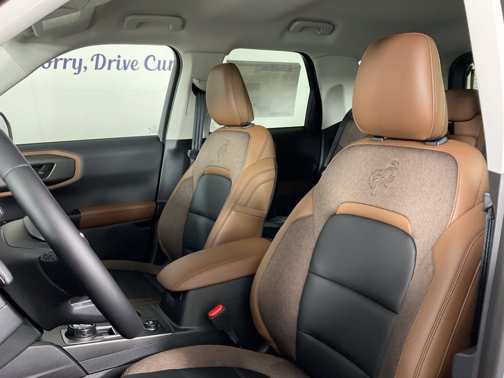 New 2026 Ford Bronco Sport Outer Banks w/ Outer Banks Tech Package+ AWD/4WD image 14