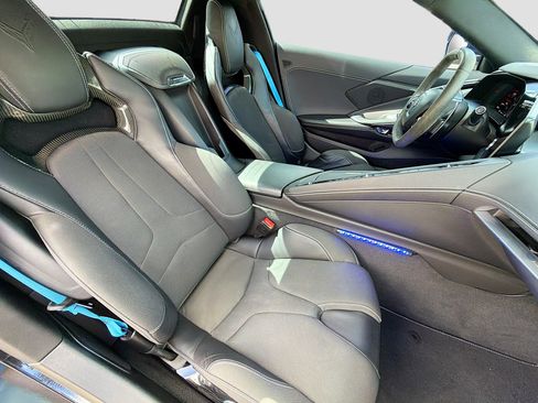 Used 2021 Chevrolet Corvette Stingray Convertible w/ 1LT image 14