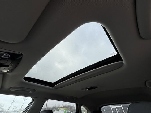 Used 2021 Kia Seltos EX image 25