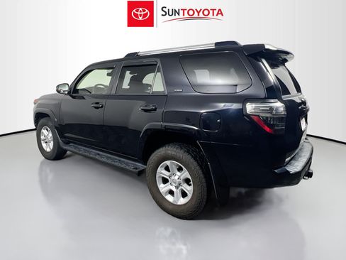 Used 2021 Toyota 4Runner SR5 AWD/4WD image 6
