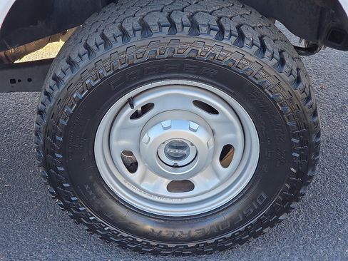 Used 2023 Ford F250 XL w/ XL Off-Road Package image 6