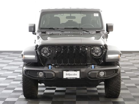 Used 2023 Jeep Wrangler Unlimited AWD/4WD image 25