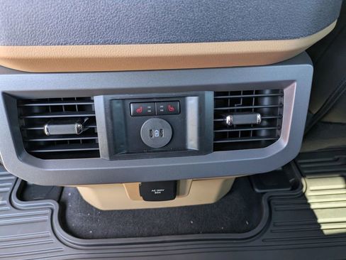 New 2026 Ford F250 Lariat w/ Black Appearance Package image 17