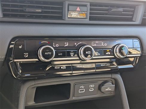 New 2025 Honda Pilot Touring image 20