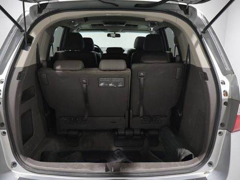 Used 2012 Honda Odyssey Touring image 4