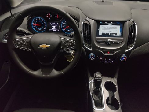 Used 2016 Chevrolet Cruze LT image 22