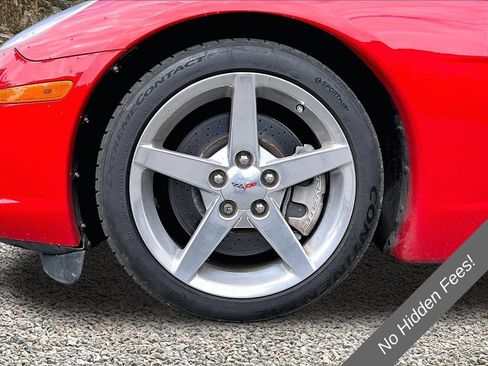 Used 2005 Chevrolet Corvette Convertible w/ Preferred Equipment Group RWD image 8