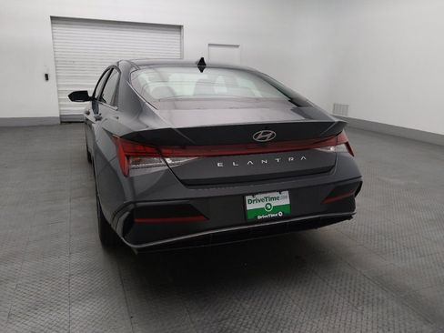 Used 2025 Hyundai Elantra SEL FWD image 6