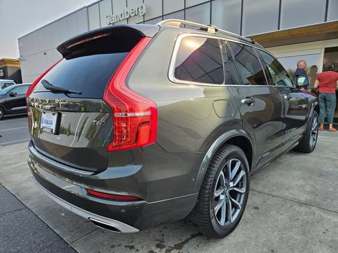 Used 2018 Volvo XC90 T6 Momentum w/ Convenience Package AWD/4WD image 5