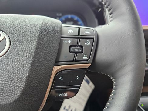 New 2026 Toyota Crown Signia image 15