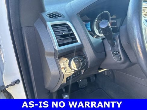 Used 2015 Ford Explorer Limited w/ Equipment Group 302A image 9