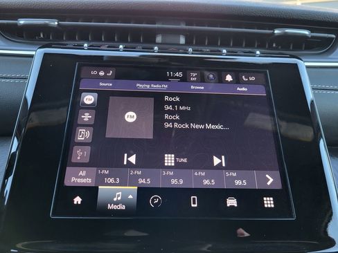 Used 2024 Jeep Grand Cherokee L Laredo image 12