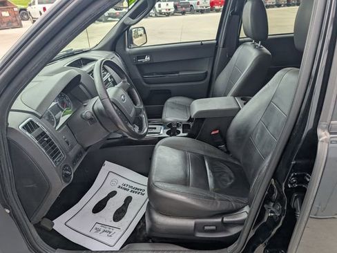 Used 2010 Ford Escape Limited AWD/4WD image 2