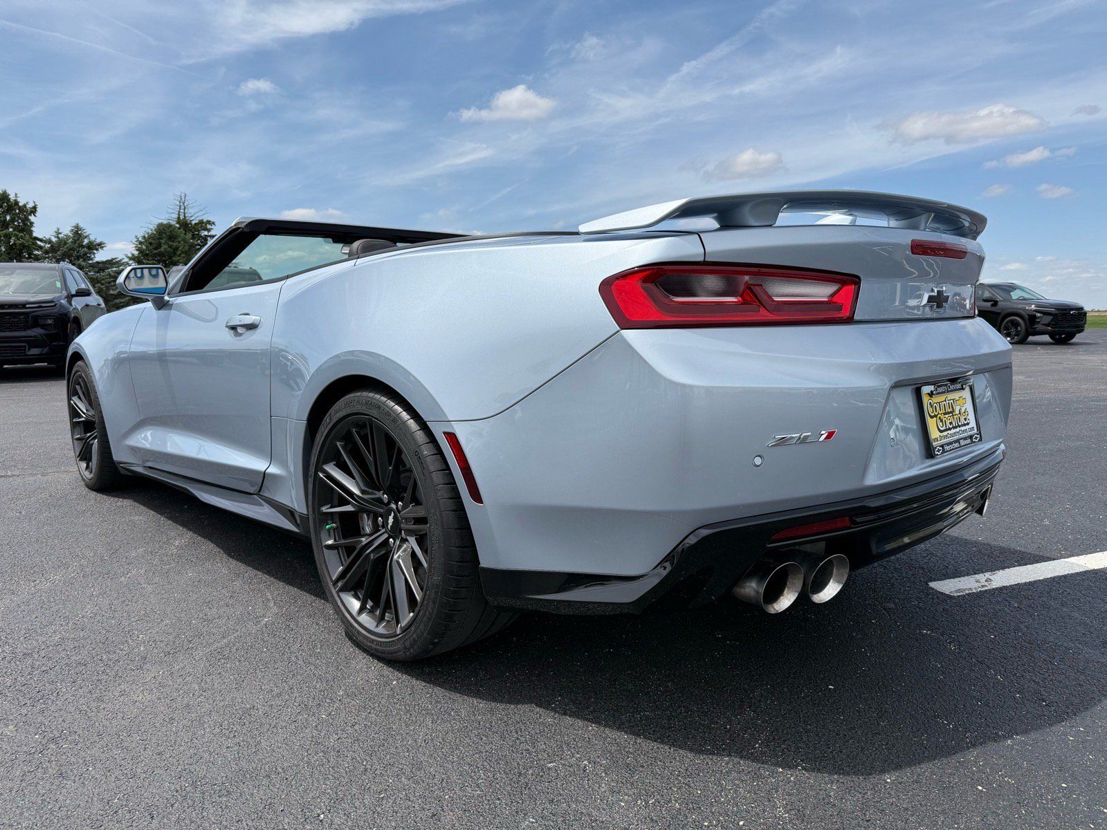Used 2017 Chevrolet Camaro ZL1 RWD image 7