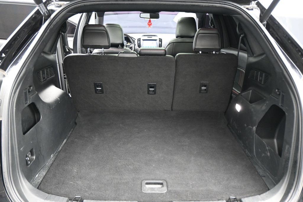 Used 2020 Ford Edge ST-Line FWD image 30
