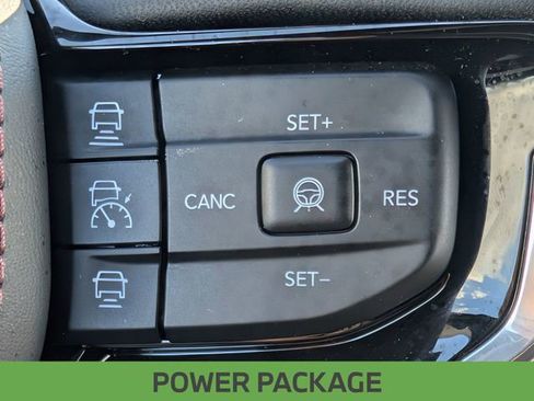 Used 2024 Jeep Wagoneer Launch Edition AWD/4WD image 20