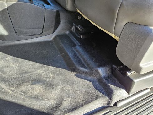 Used 2015 Chevrolet Silverado 2500 W/T image 19